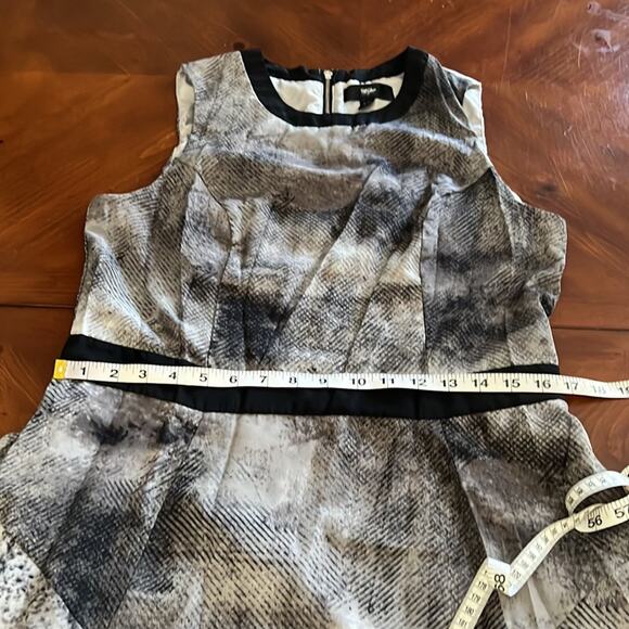 Mossimo Gray Snakeskin Print Dress Woman Size Large Black Waistband Lined - Picture 8 of 9